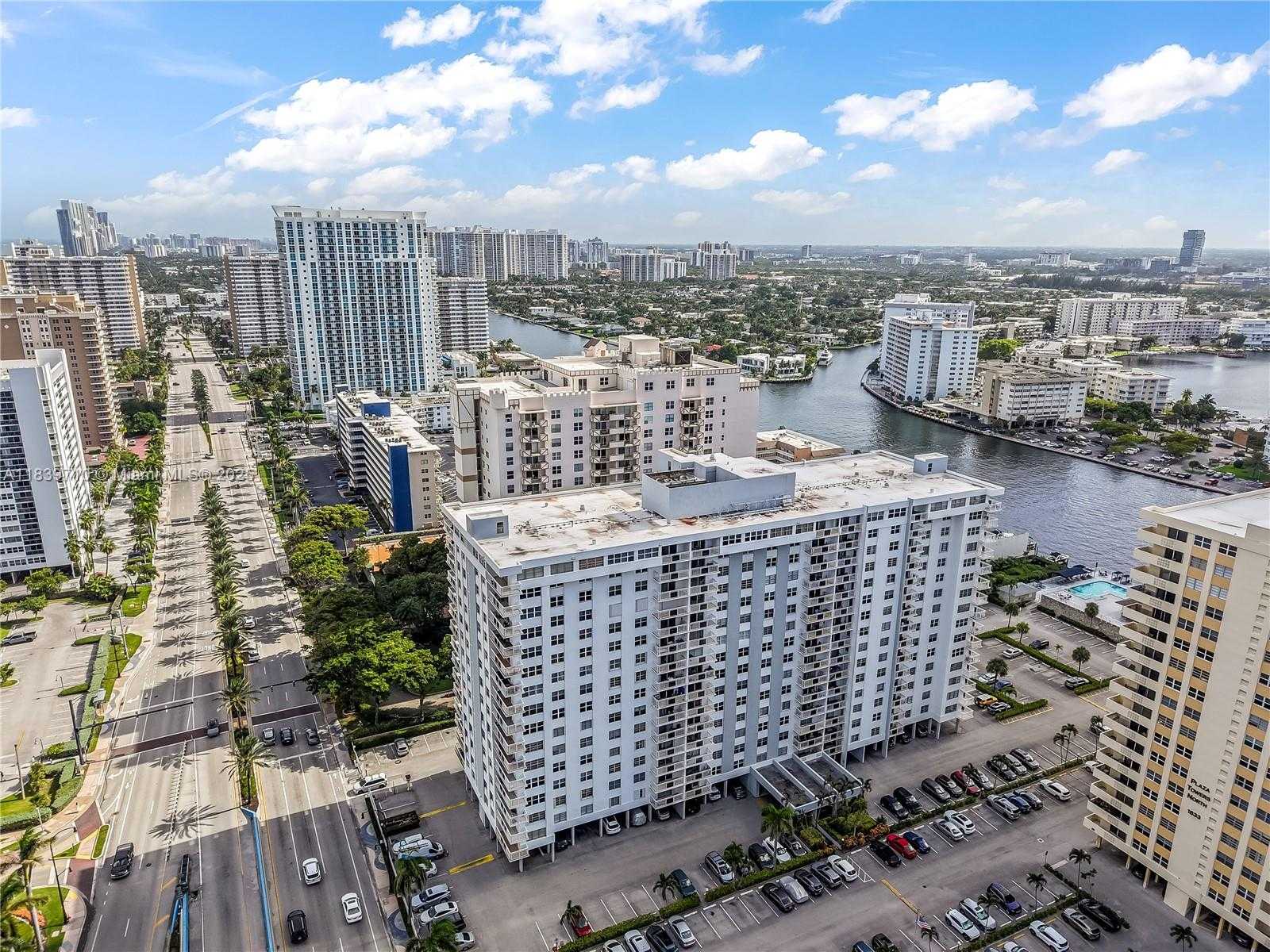 Small Image of 1849 SOUTH OCEAN DR #507, Hallandale Beach Number 15