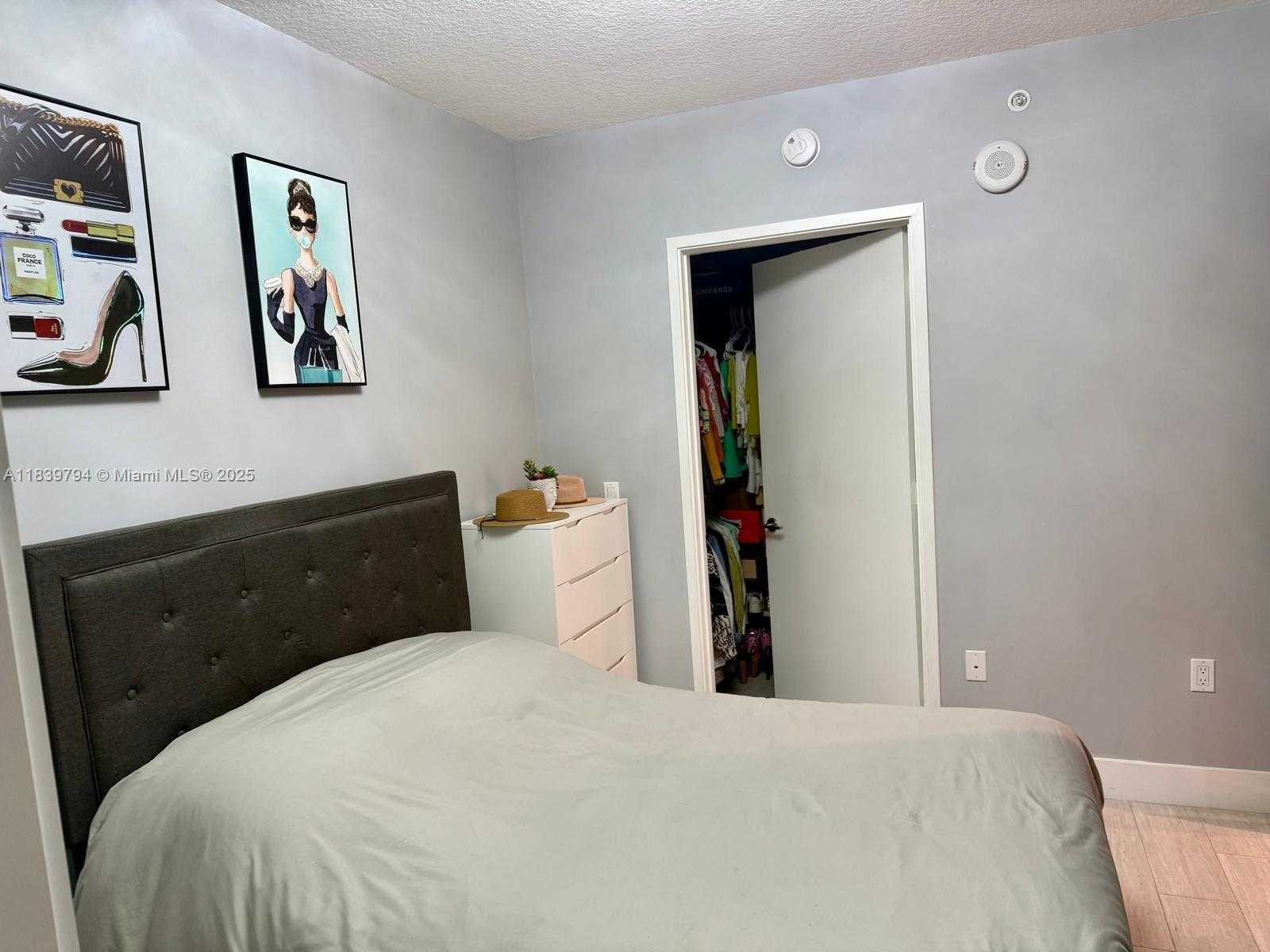 Small Image of 300 SUNNY ISLES BLVD #4-1806, Sunny Isles Beach Number 22
