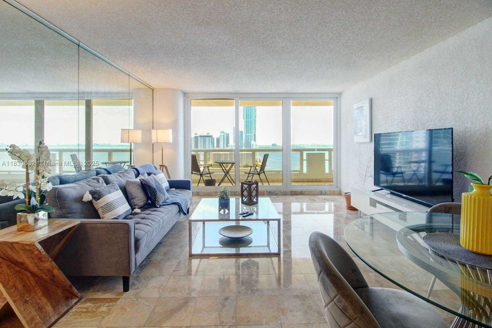 Small Image of 1717 NORTH BAYSHORE DR #A-2635, Miami Number 4