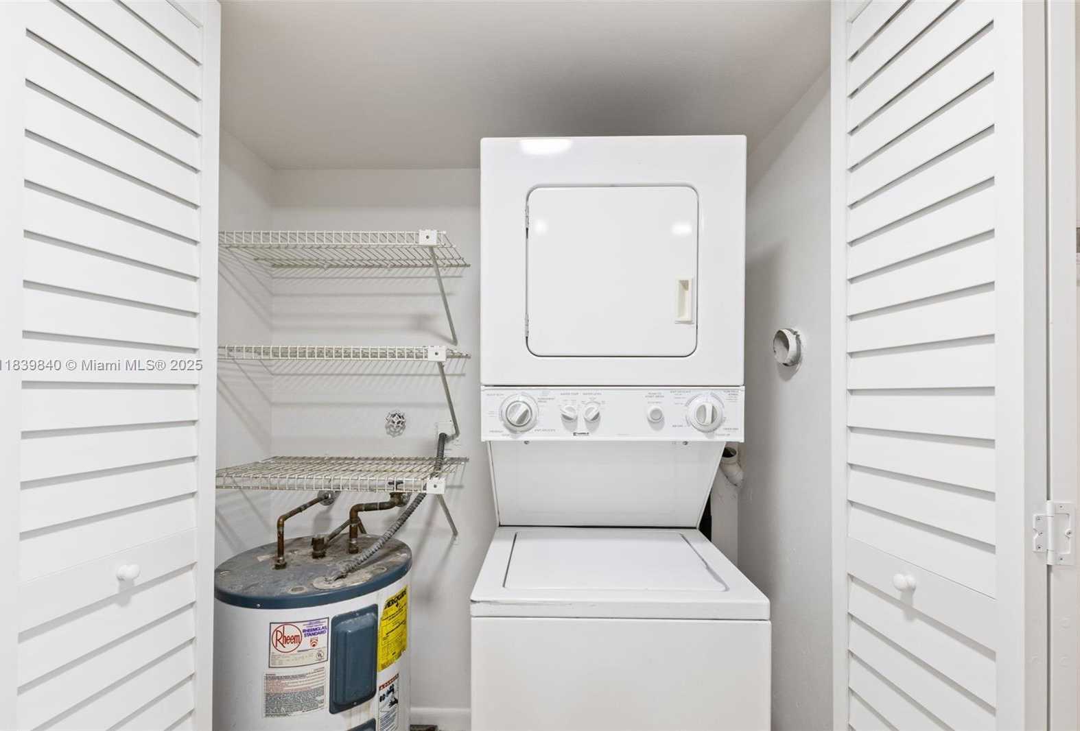 Small Image of 10501 WEST BROWARD BLVD #407, Plantation Number 24