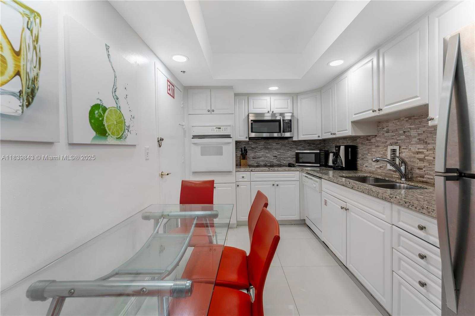 Small Image of 3901 SOUTH OCEAN DR #10C, Hollywood Number 4