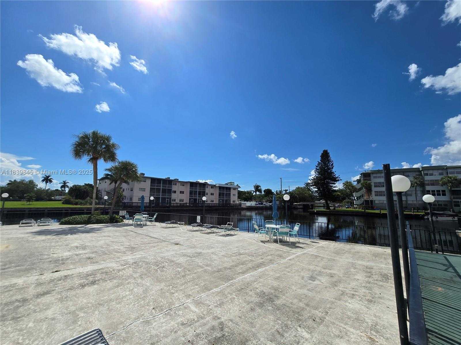 Small Image of 2731 TAFT ST #102, Hollywood Number 12