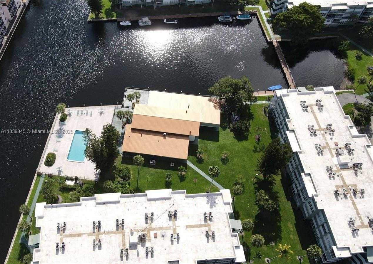 Small Image of 2731 TAFT ST #102, Hollywood Number 19