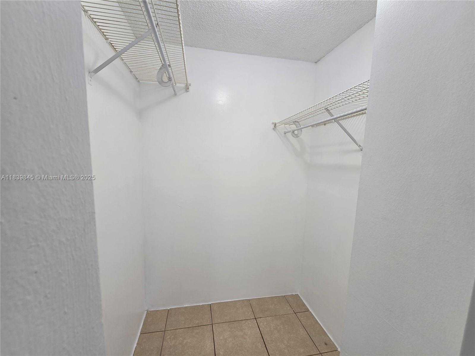 Small Image of 2731 TAFT ST #102, Hollywood Number 8