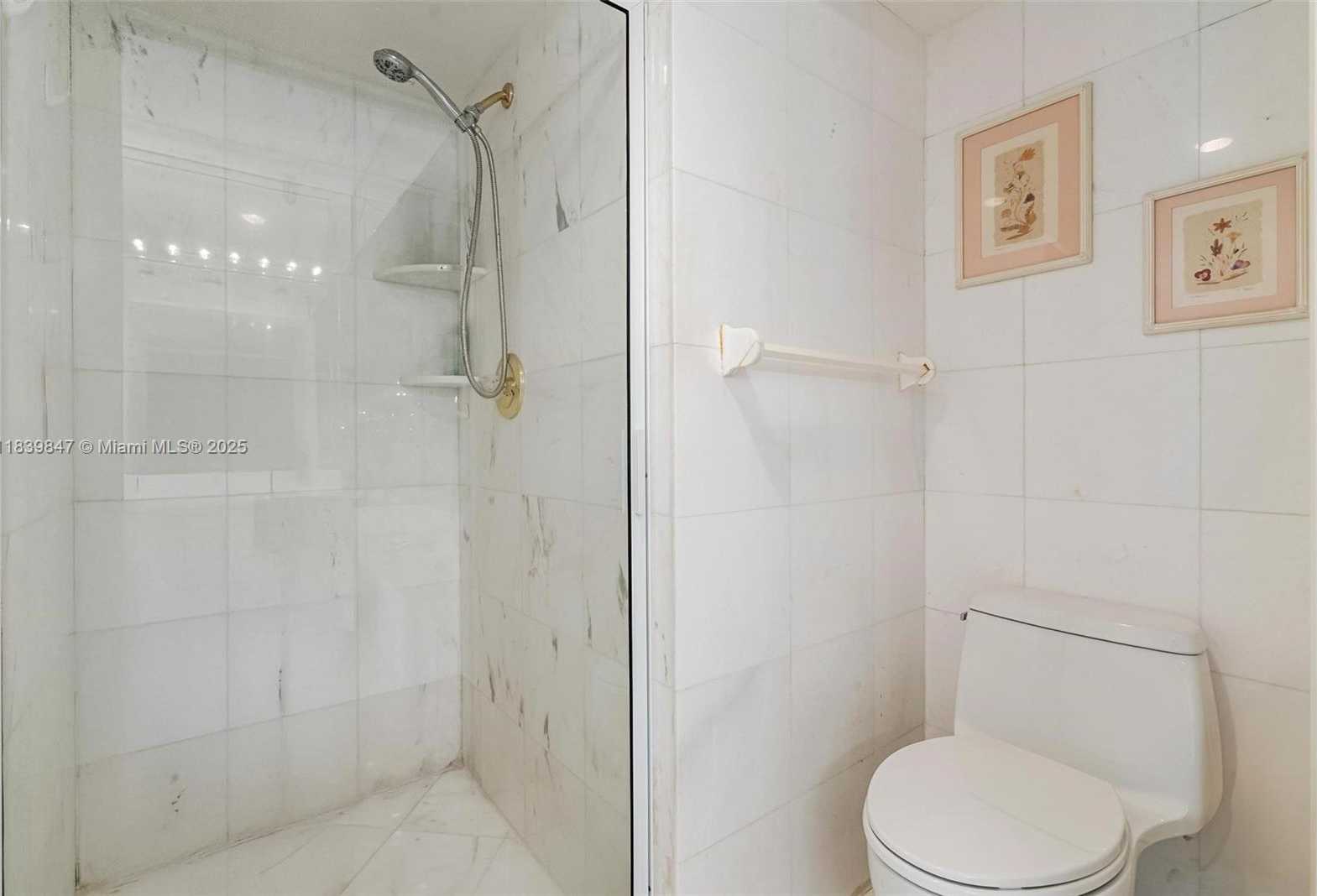 Small Image of 3530 MYSTIC POINTE DR #2014, Aventura Number 10