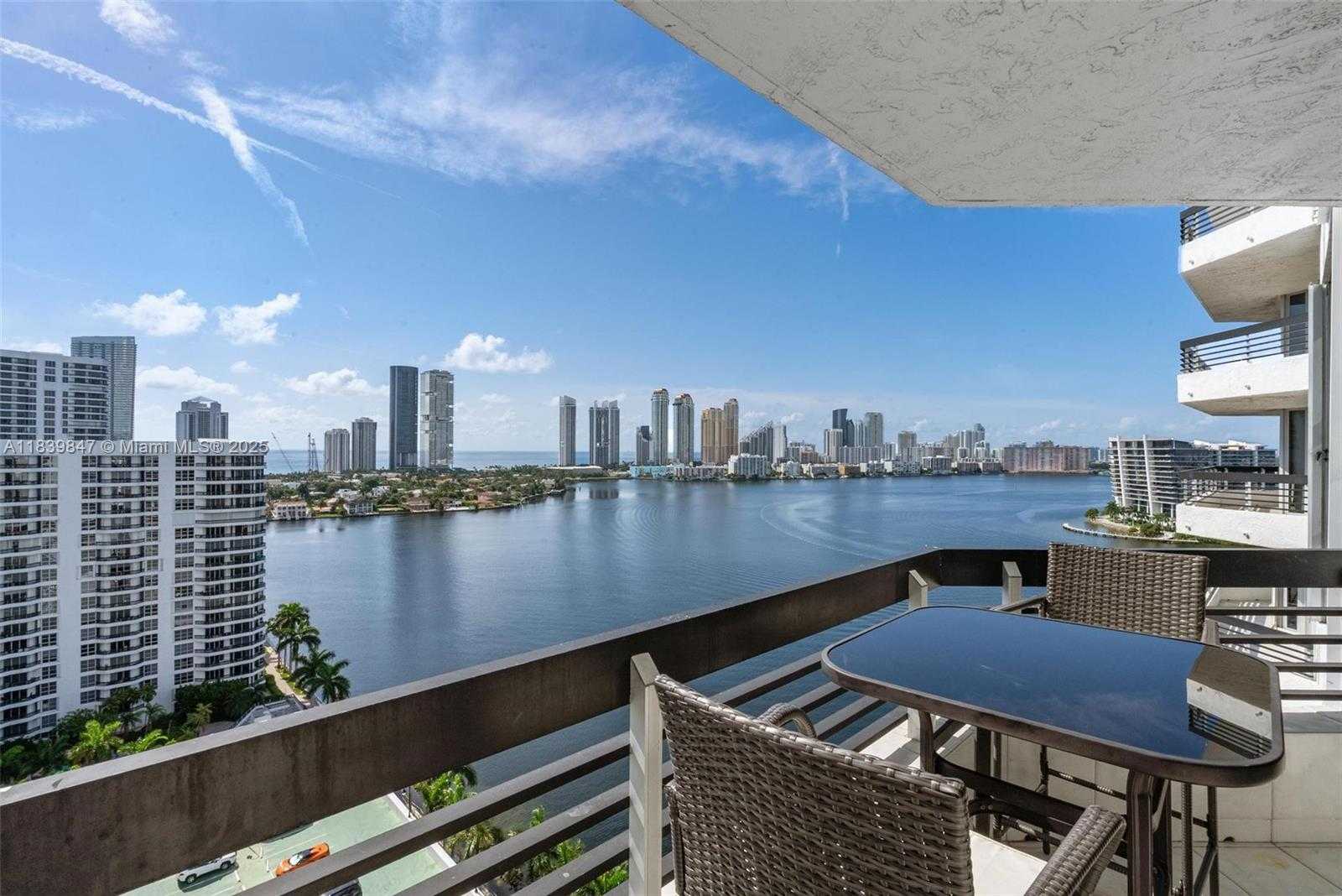 Small Image of 3530 MYSTIC POINTE DR #2014, Aventura Number 2