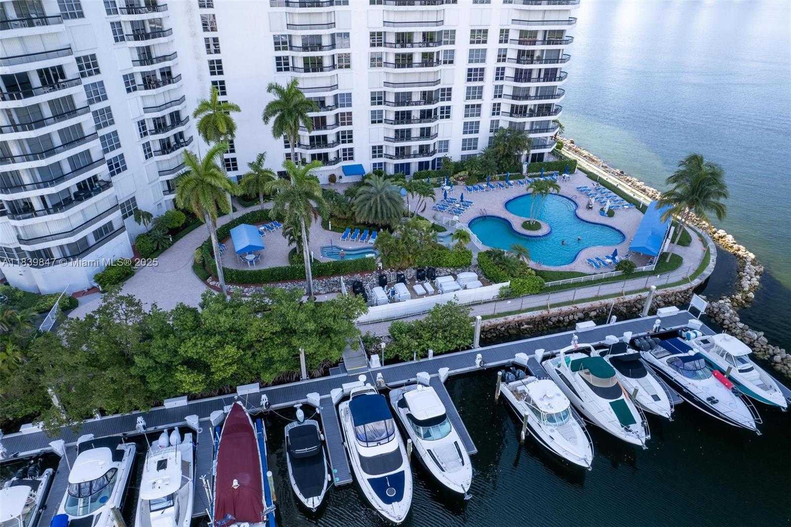 Small Image of 3530 MYSTIC POINTE DR #2014, Aventura Number 20