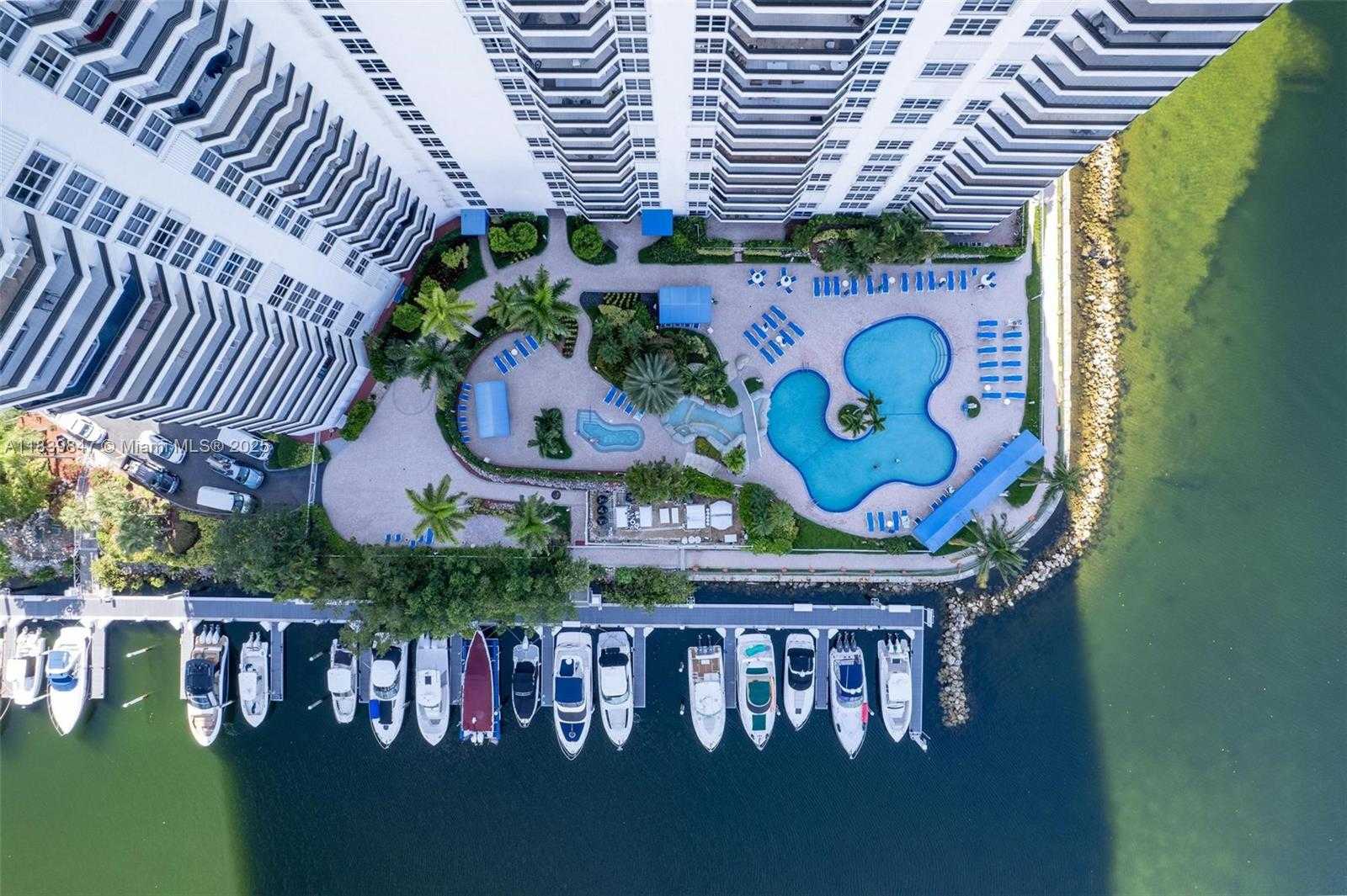 Small Image of 3530 MYSTIC POINTE DR #2014, Aventura Number 21