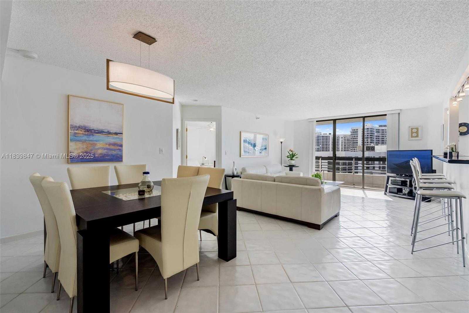 Small Image of 3530 MYSTIC POINTE DR #2014, Aventura Number 22