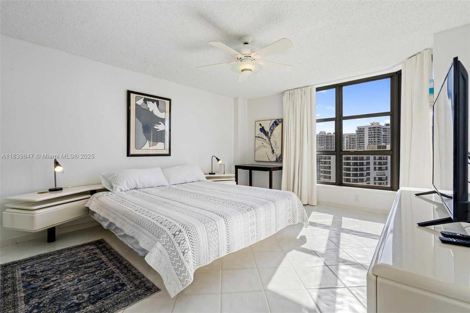 Small Image of 3530 MYSTIC POINTE DR #2014, Aventura Number 8