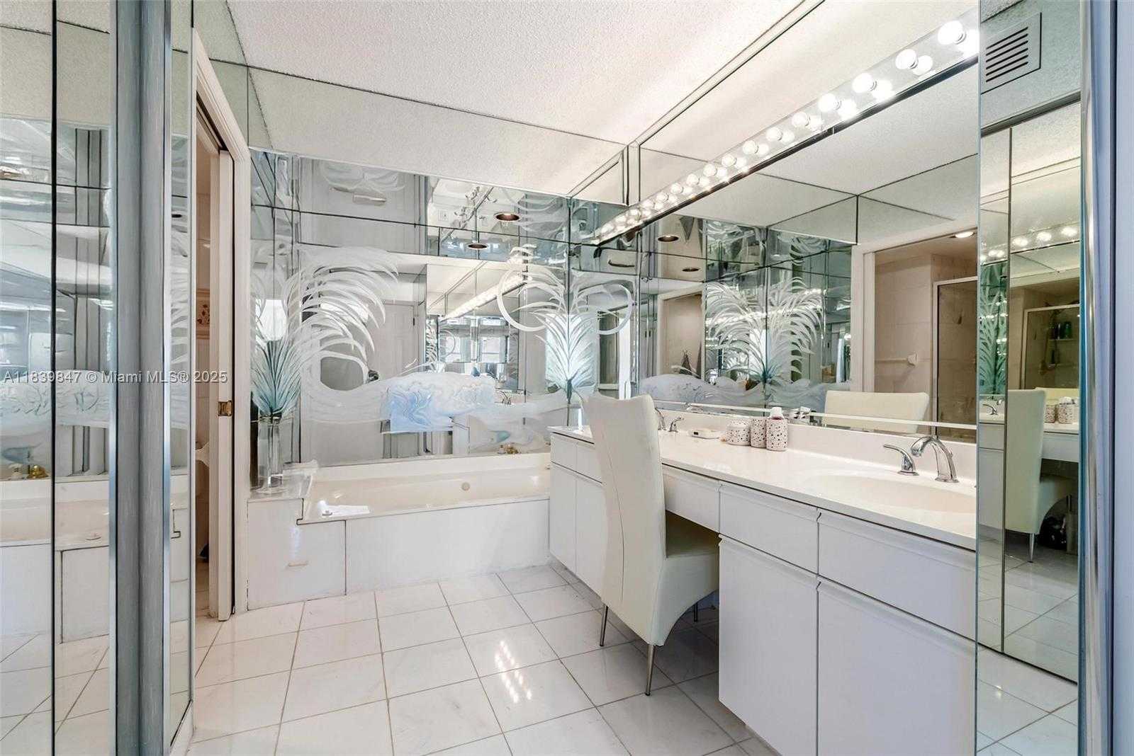 Small Image of 3530 MYSTIC POINTE DR #2014, Aventura Number 9