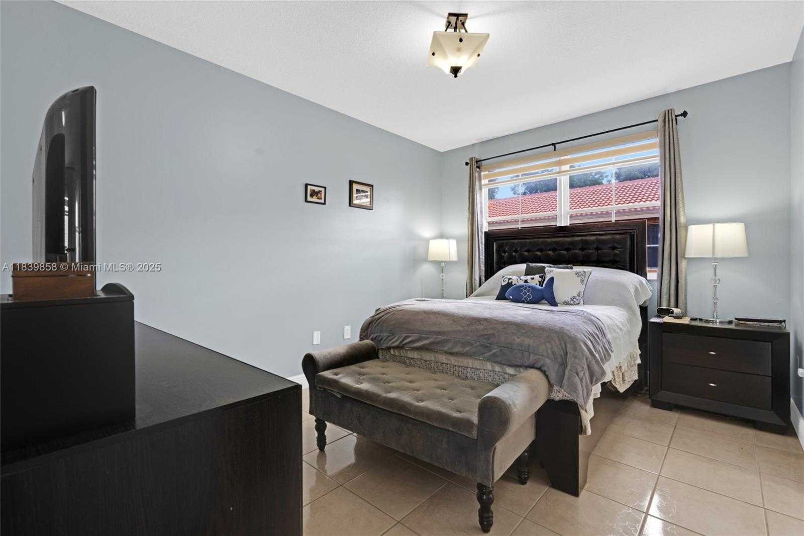 Small Image of 8422 NORTH WEST 140TH TER #3608, Miami Lakes Number 16