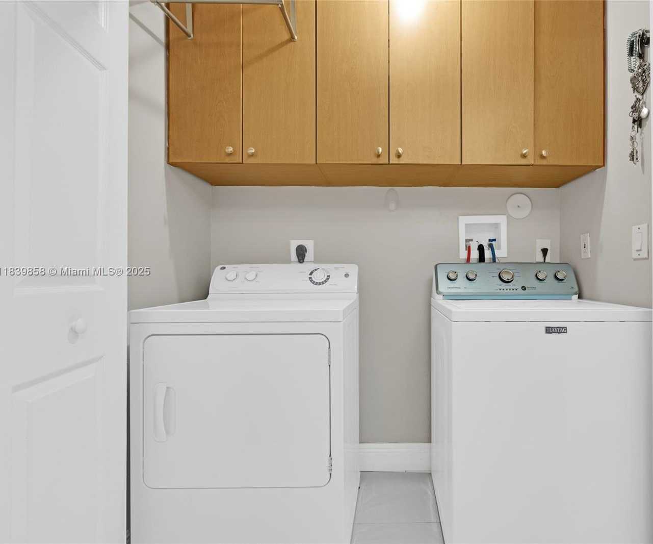 Small Image of 8422 NORTH WEST 140TH TER #3608, Miami Lakes Number 9