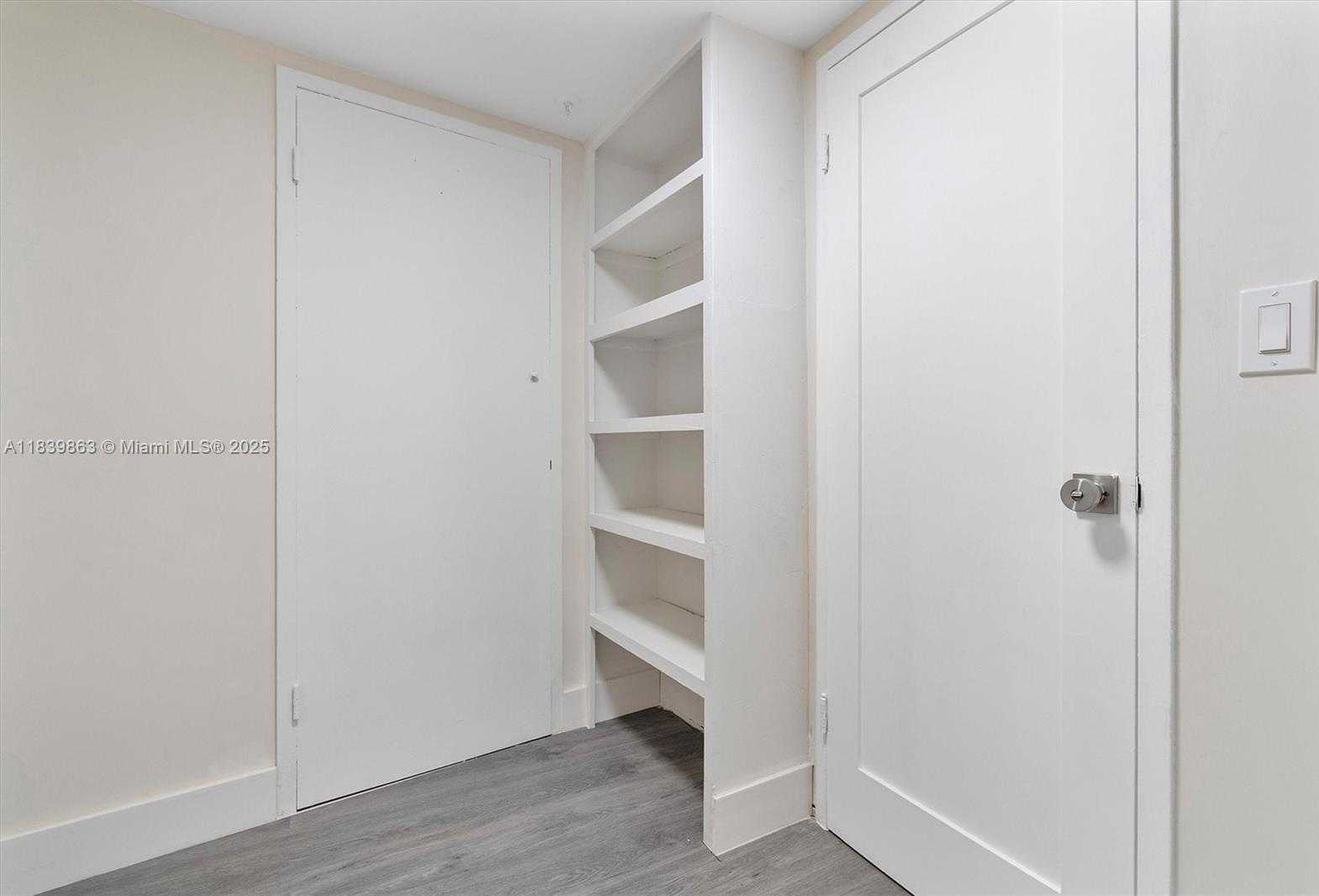 Small Image of 900 BAY DR #718, Miami Beach Number 15