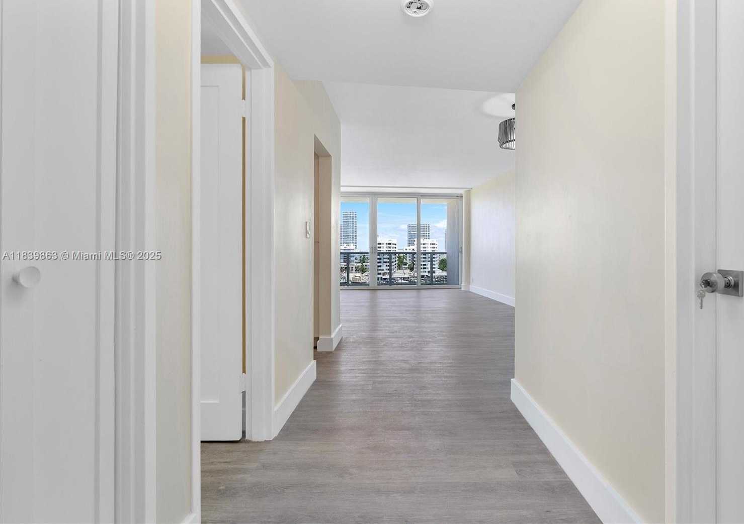 Small Image of 900 BAY DR #718, Miami Beach Number 16