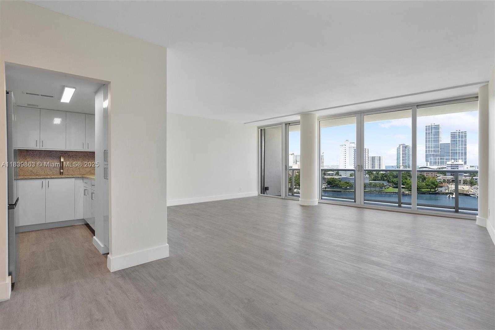 Small Image of 900 BAY DR #718, Miami Beach Number 2