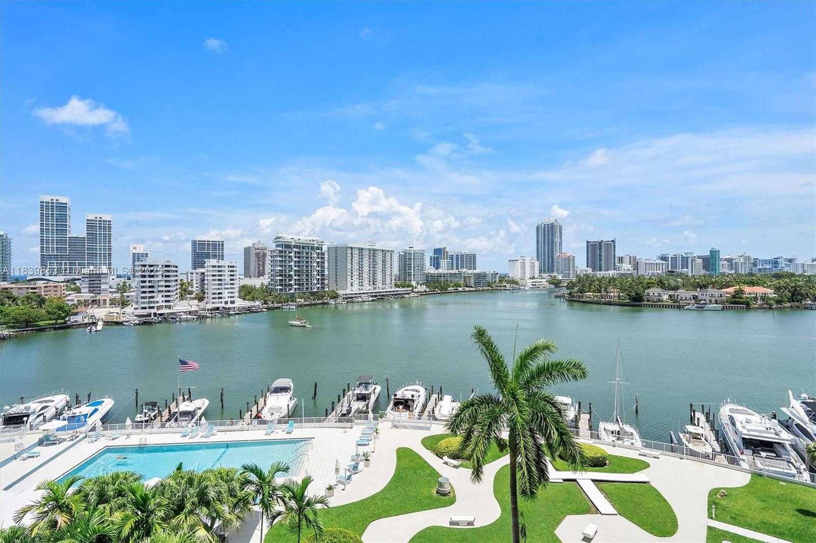 Small Image of 900 BAY DR #718, Miami Beach Number 25