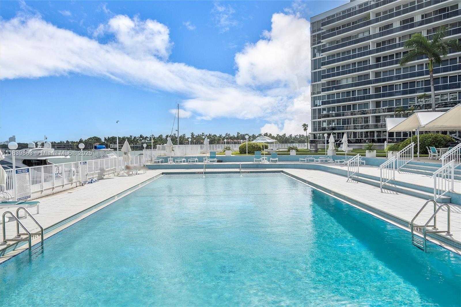 Small Image of 900 BAY DR #718, Miami Beach Number 35