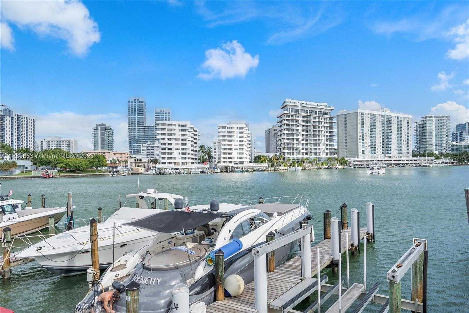 Small Image of 900 BAY DR #718, Miami Beach Number 37