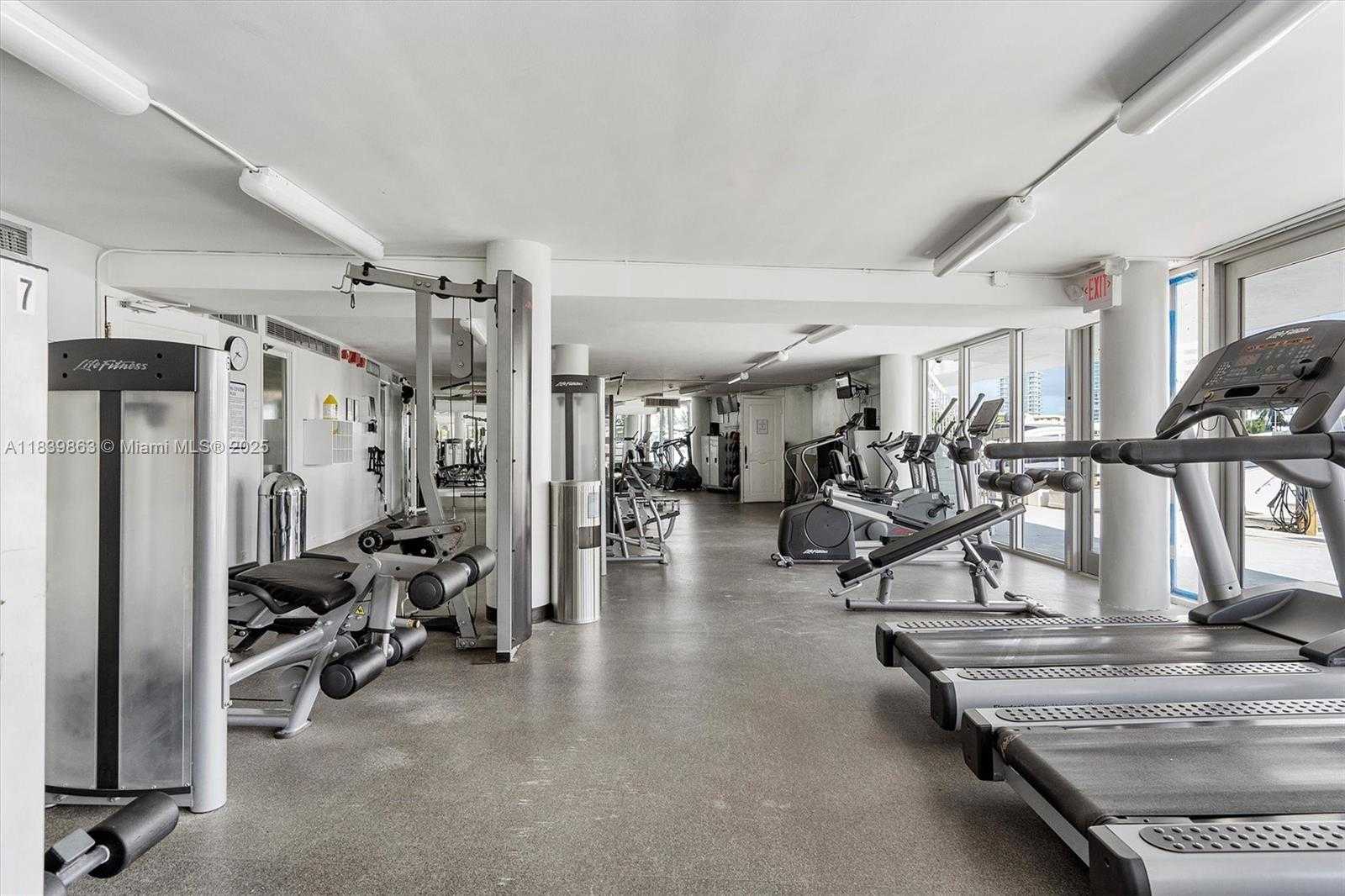Small Image of 900 BAY DR #718, Miami Beach Number 42