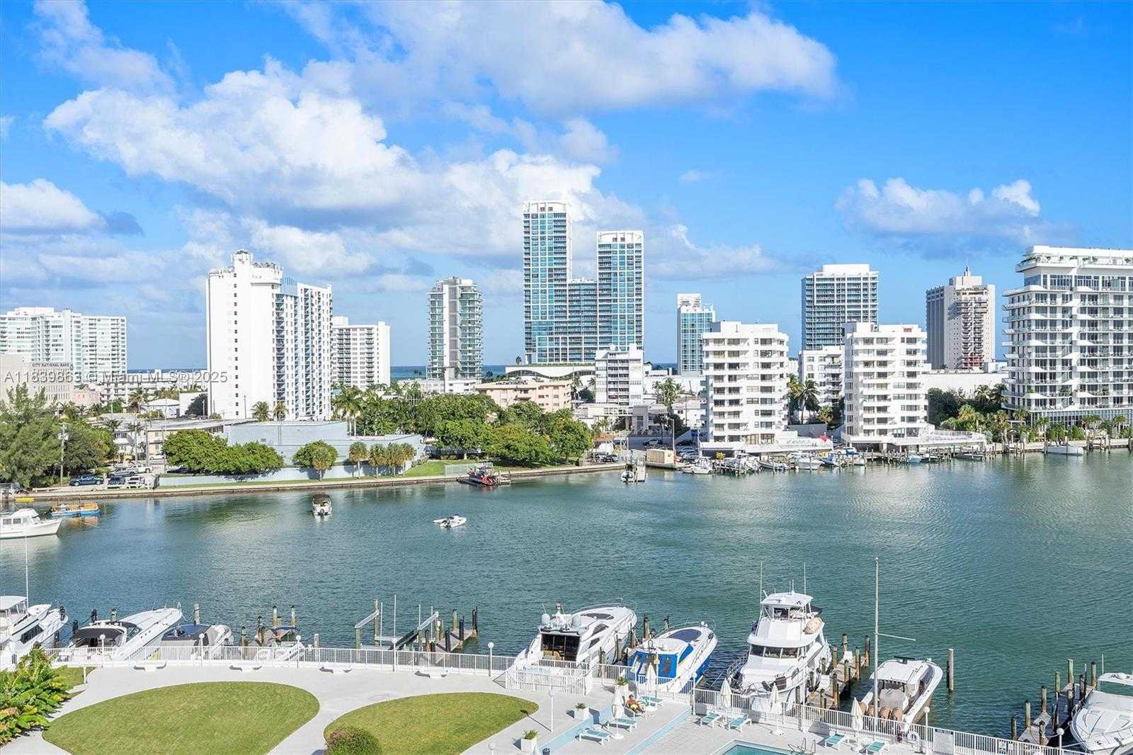 Small Image of 900 BAY DR #718, Miami Beach Number 44