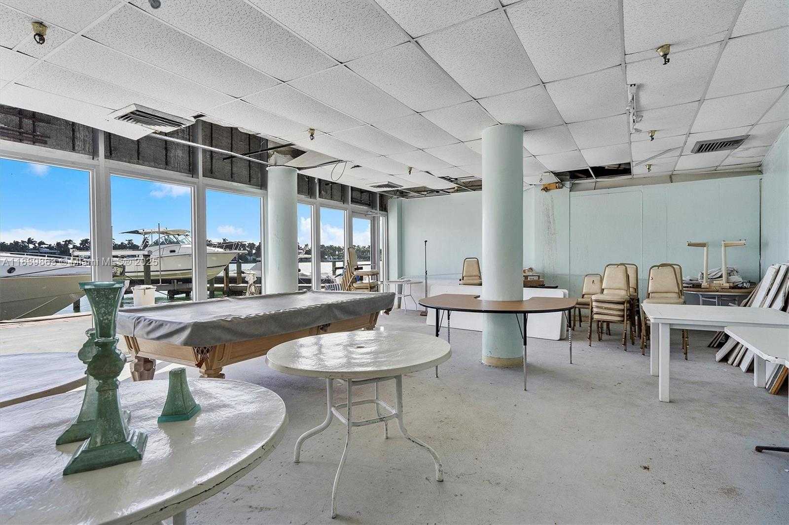 Small Image of 900 BAY DR #718, Miami Beach Number 47