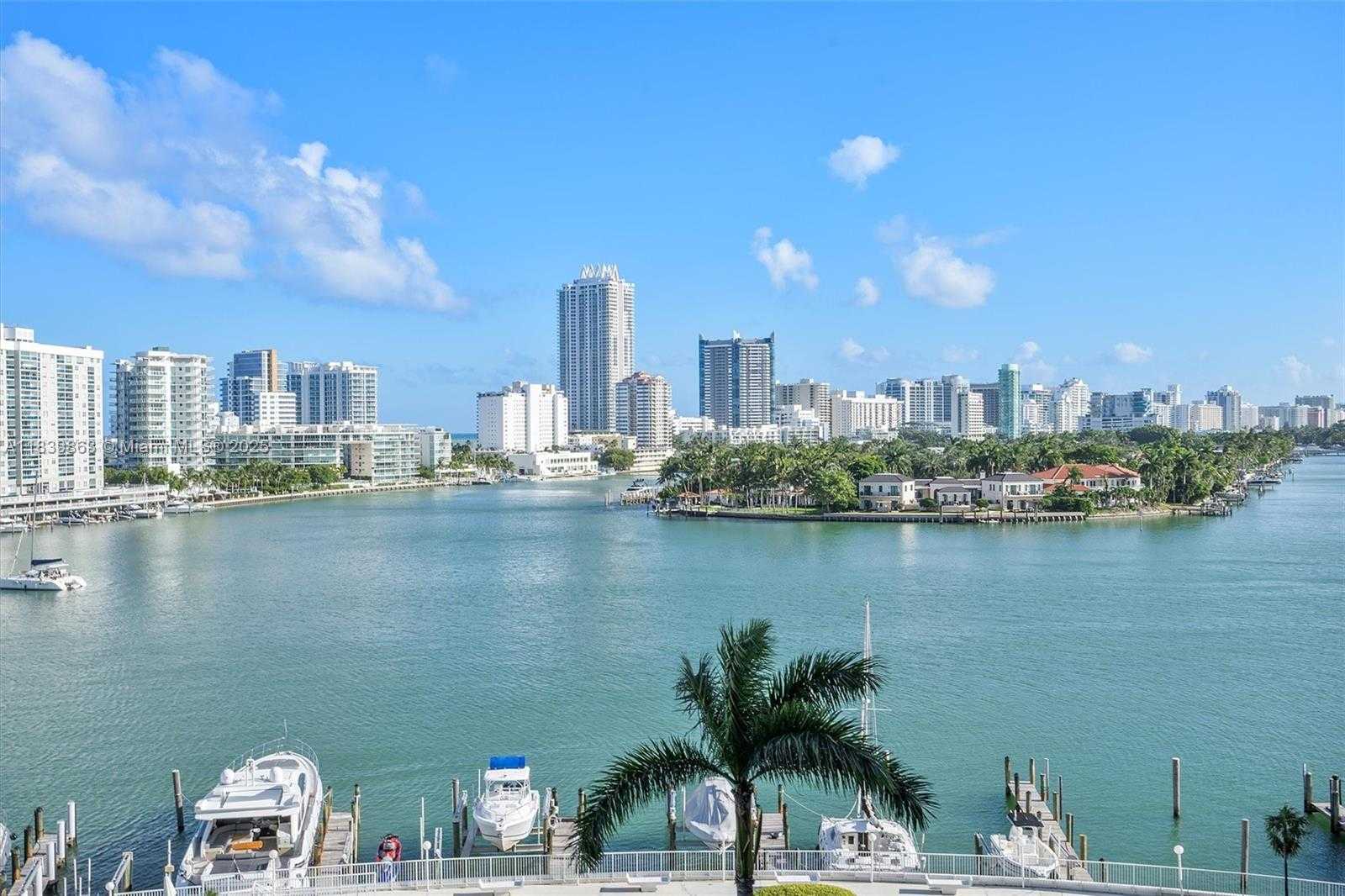 Small Image of 900 BAY DR #718, Miami Beach Number 50