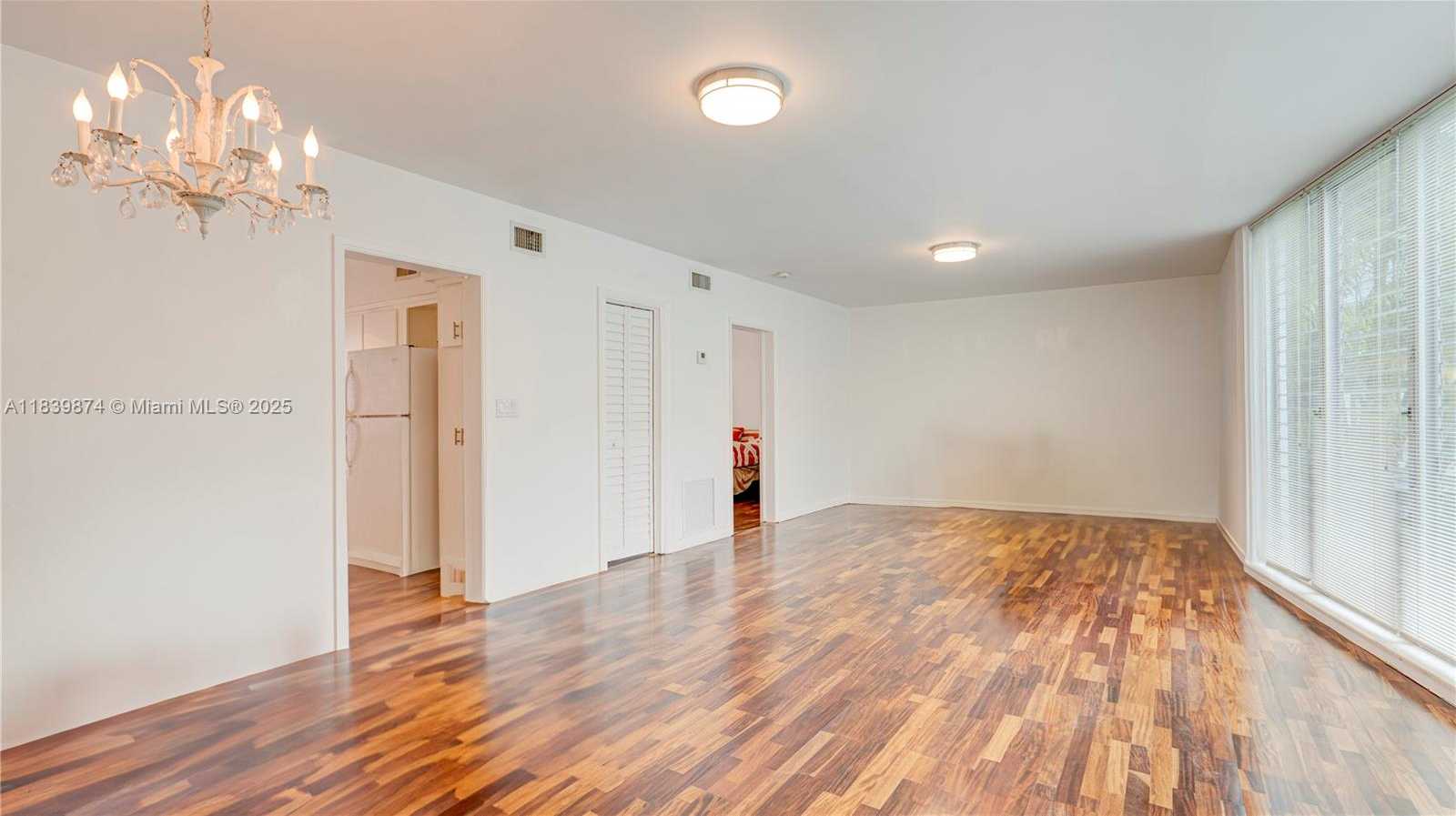 Small Image of 10178 COLLINS AVE #102, Bal Harbour Number 12