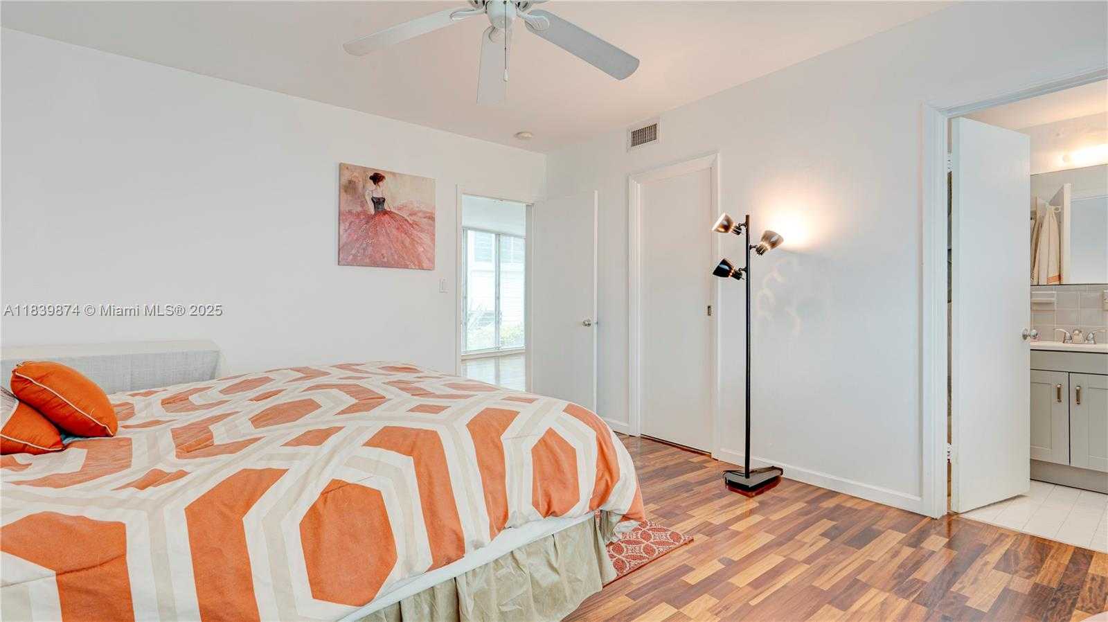 Small Image of 10178 COLLINS AVE #102, Bal Harbour Number 22