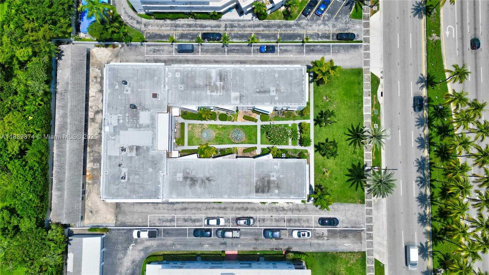 Small Image of 10178 COLLINS AVE #102, Bal Harbour Number 26