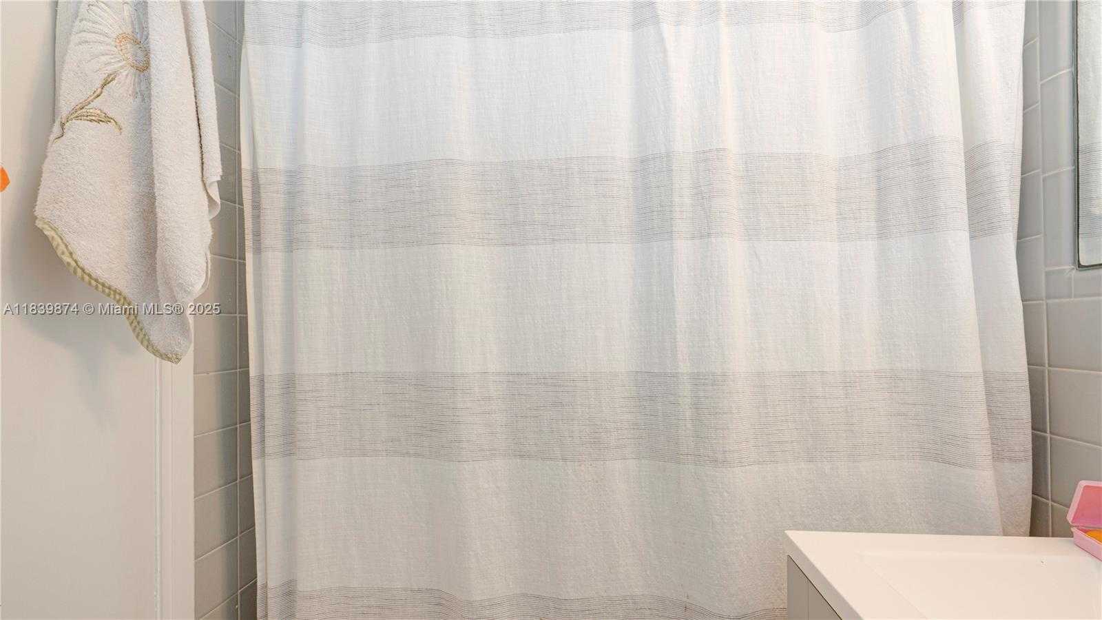 Small Image of 10178 COLLINS AVE #102, Bal Harbour Number 35