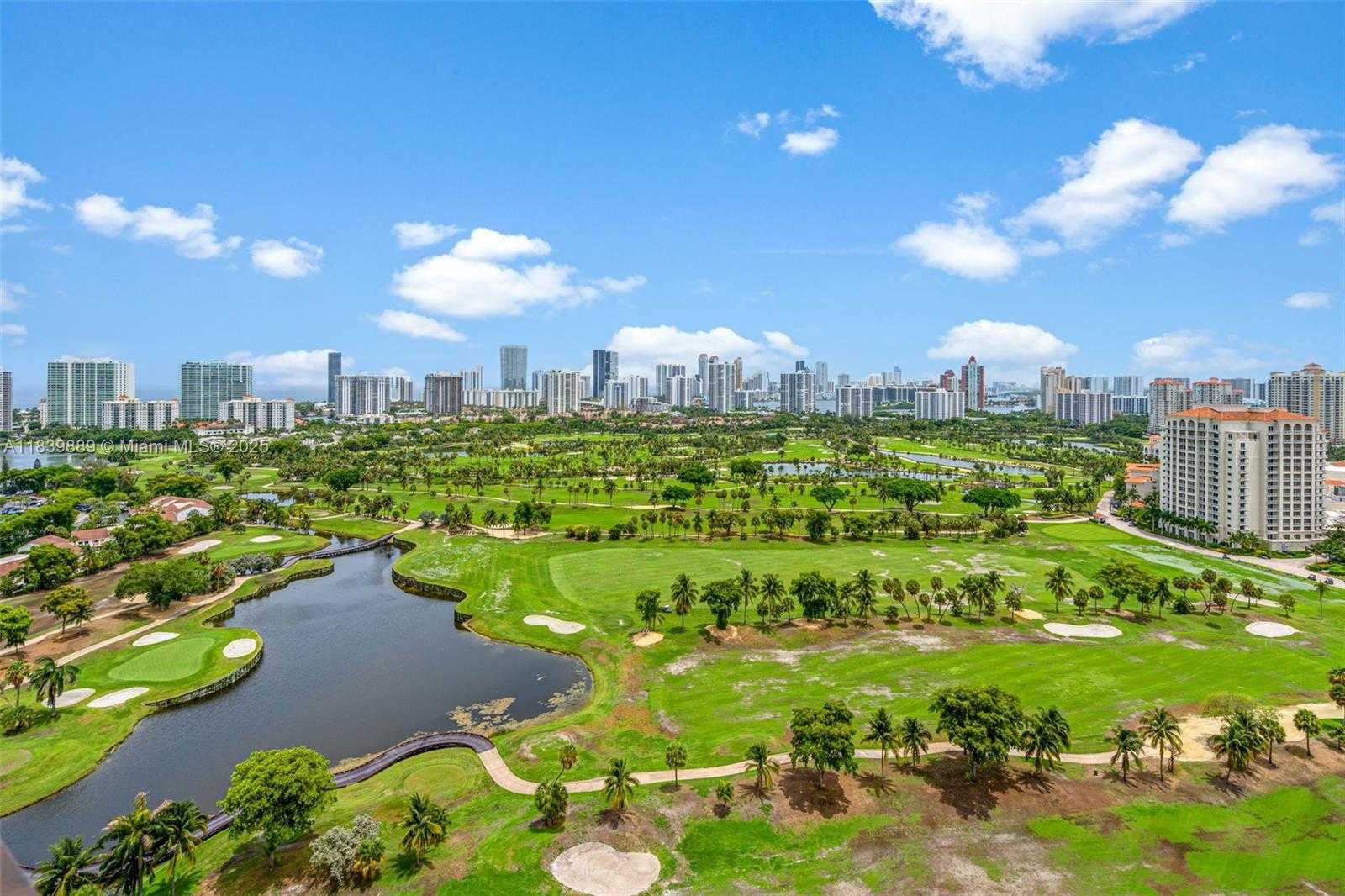Small Image of 20379 WEST COUNTRY CLUB DR #PH38, Aventura Number 15