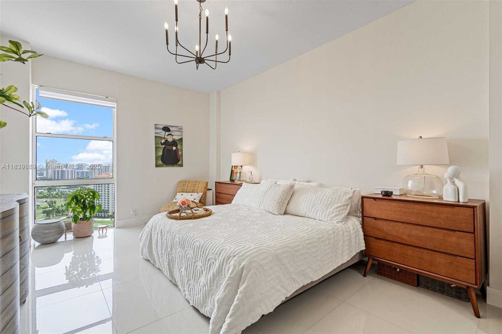 Small Image of 20379 WEST COUNTRY CLUB DR #PH38, Aventura Number 18