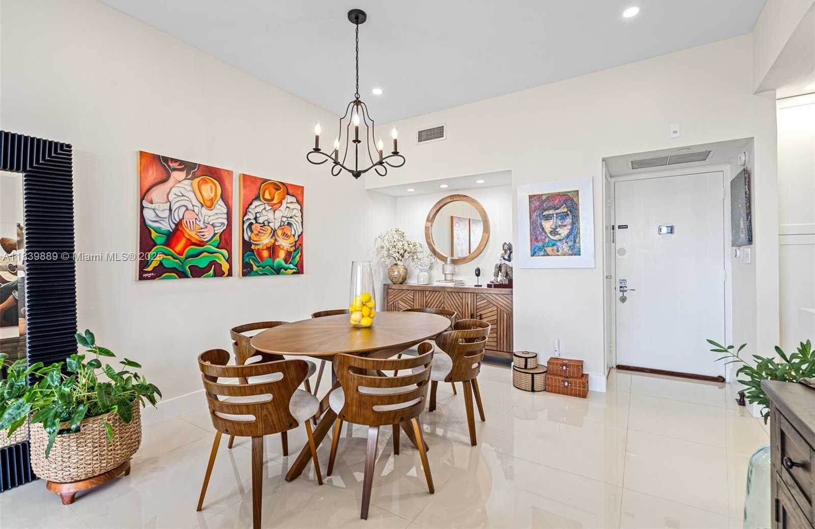 Small Image of 20379 WEST COUNTRY CLUB DR #PH38, Aventura Number 4