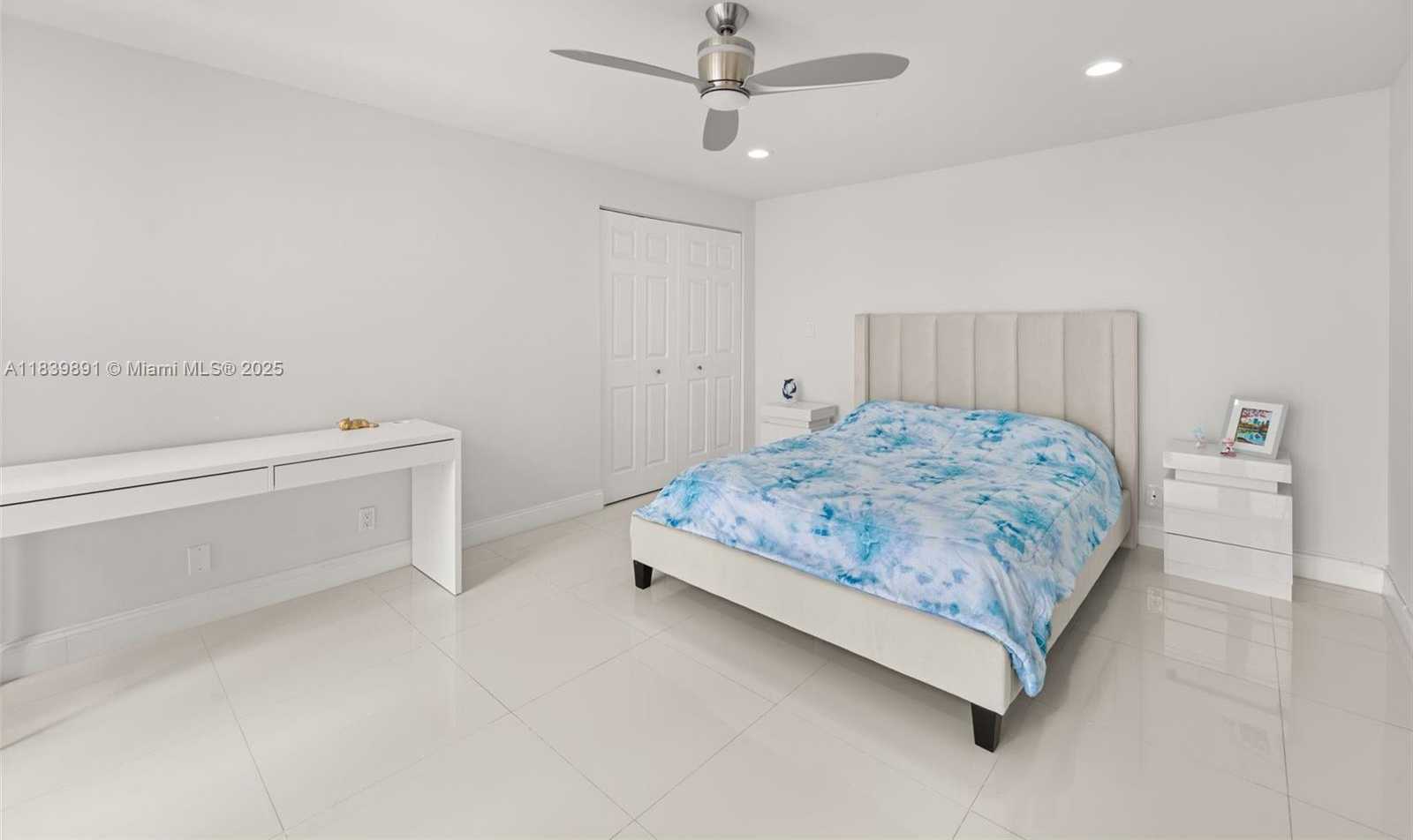 Small Image of 18181 NORTH EAST 31ST CT #1401, Aventura Number 16