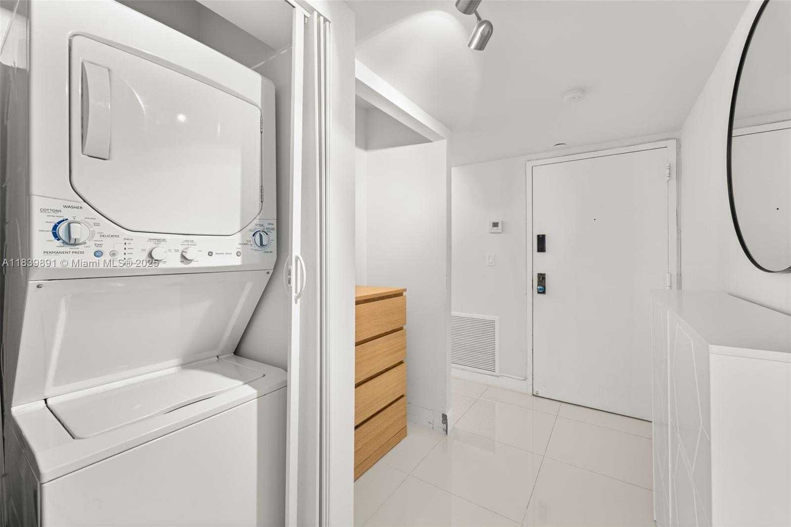Small Image of 18181 NORTH EAST 31ST CT #1401, Aventura Number 18