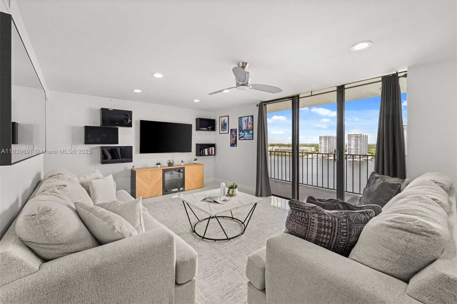Small Image of 18181 NORTH EAST 31ST CT #1401, Aventura Number 5