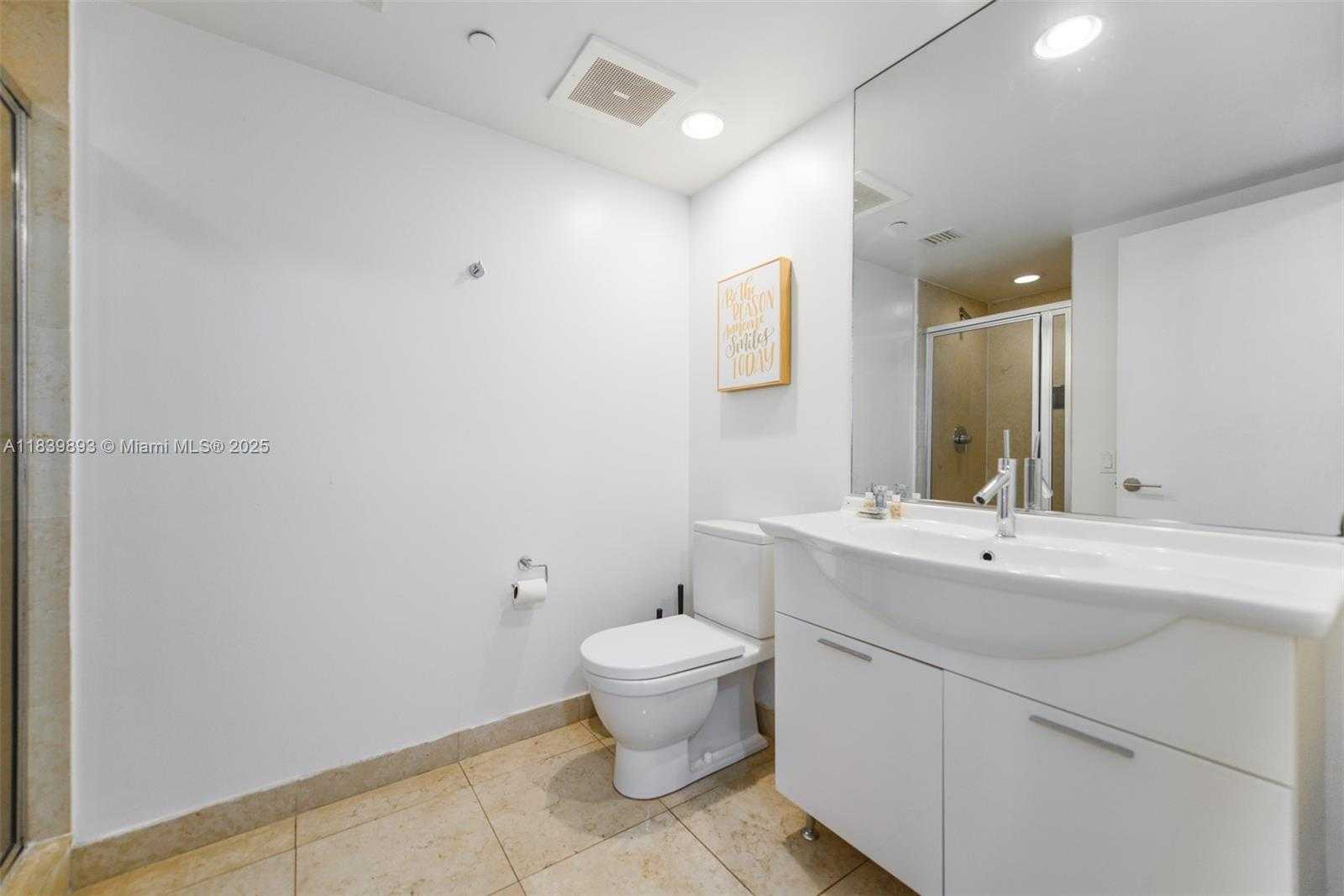 Small Image of 485 BRICKELL AVE #2908, Miami Number 17
