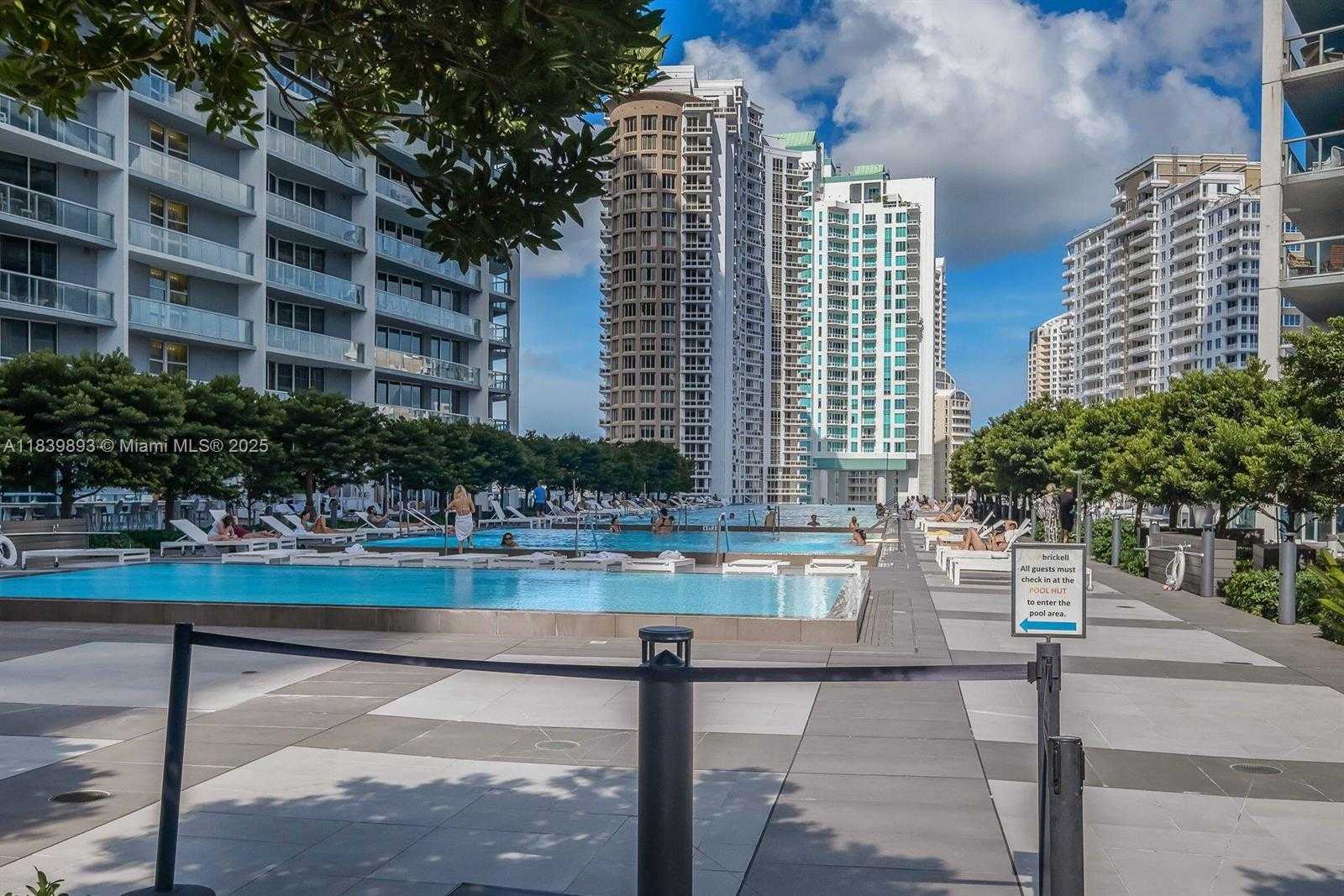 Small Image of 485 BRICKELL AVE #2908, Miami Number 23