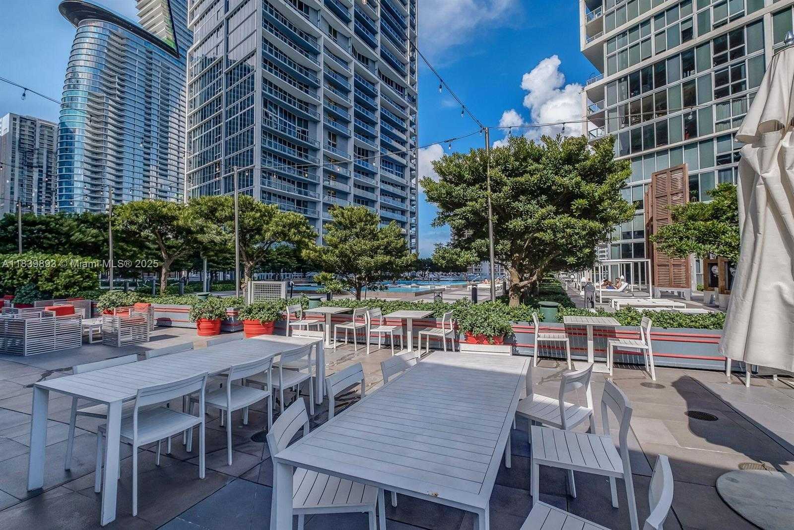 Small Image of 485 BRICKELL AVE #2908, Miami Number 25