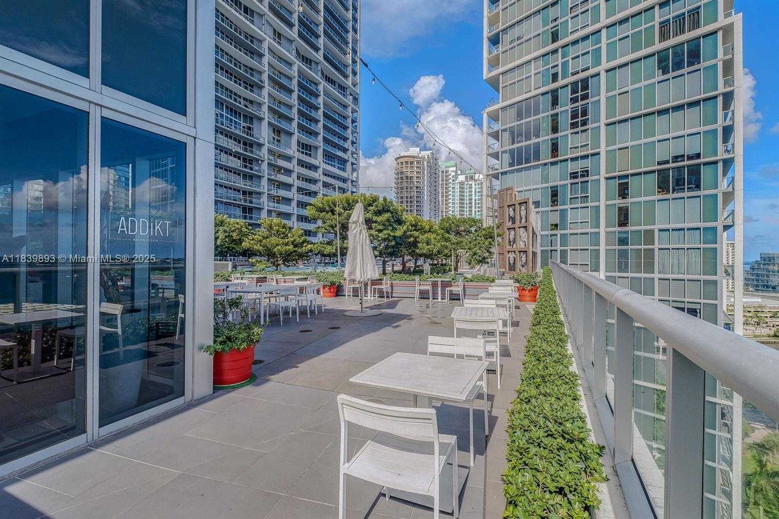 Small Image of 485 BRICKELL AVE #2908, Miami Number 27