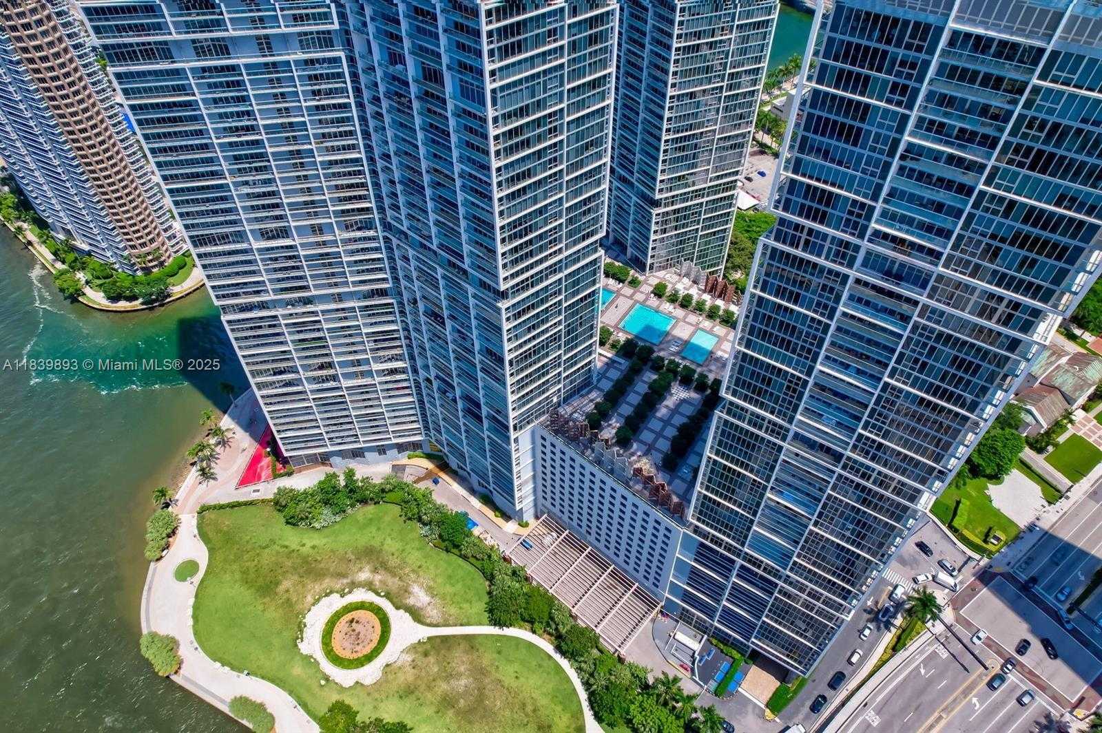 Small Image of 485 BRICKELL AVE #2908, Miami Number 29