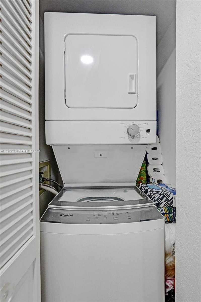 Imagen de Pequeño Objeto