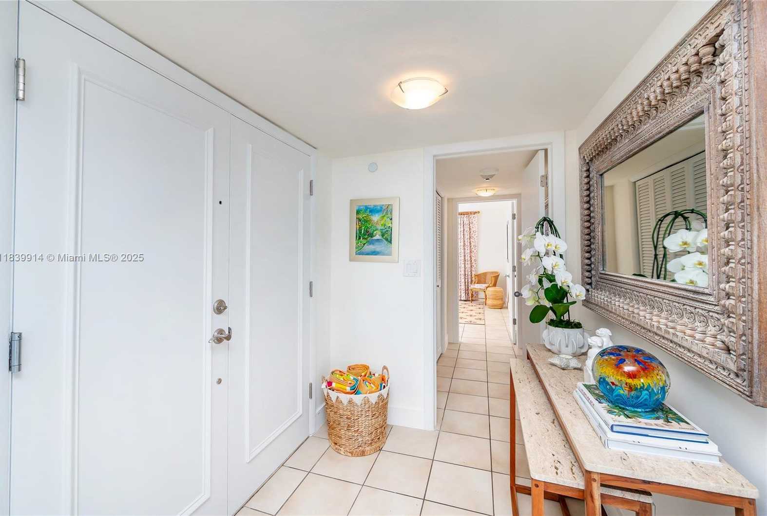 Small Image of 609 OCEAN DR #8G, Key Biscayne Number 13