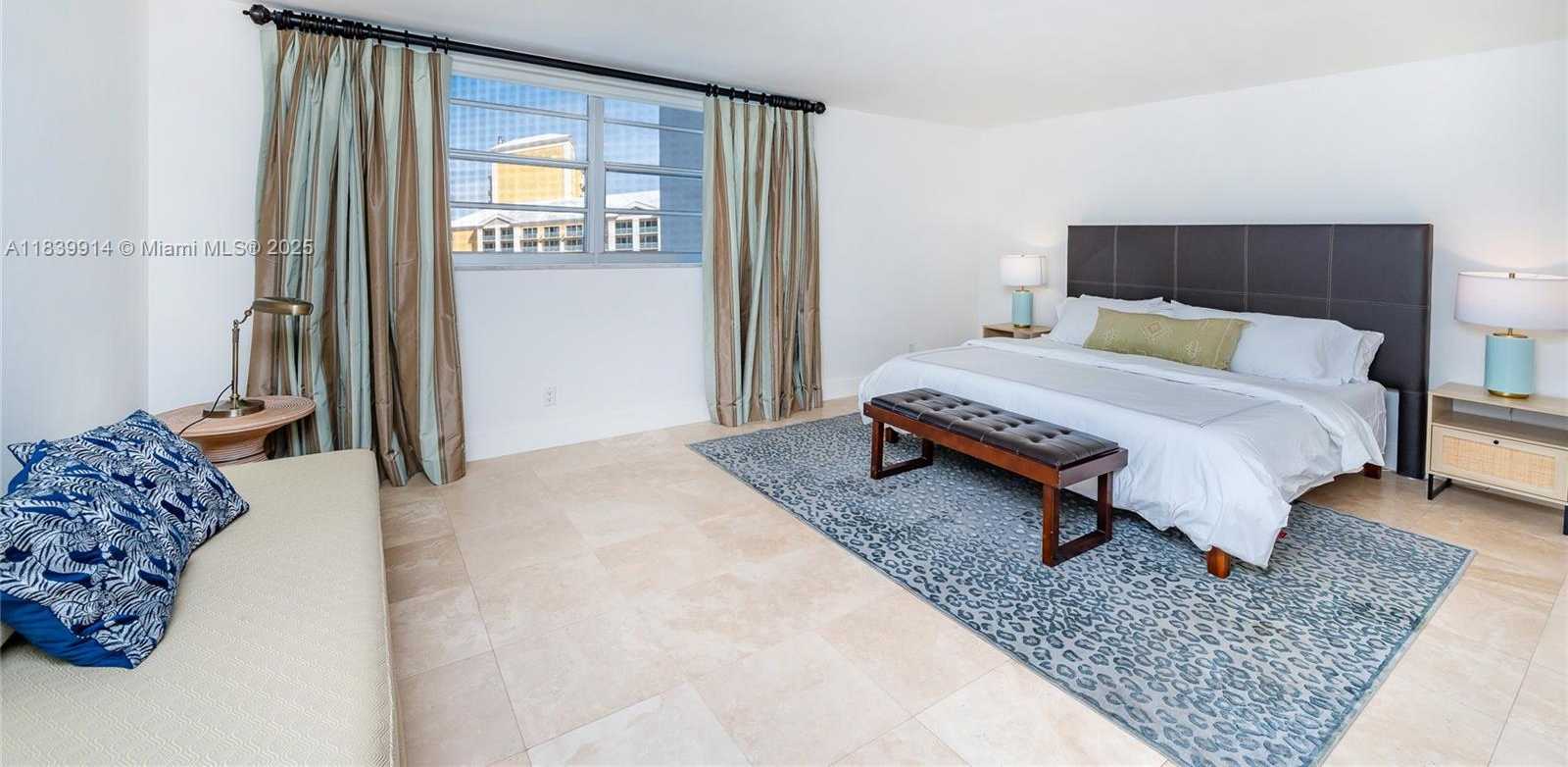 Small Image of 609 OCEAN DR #8G, Key Biscayne Number 19