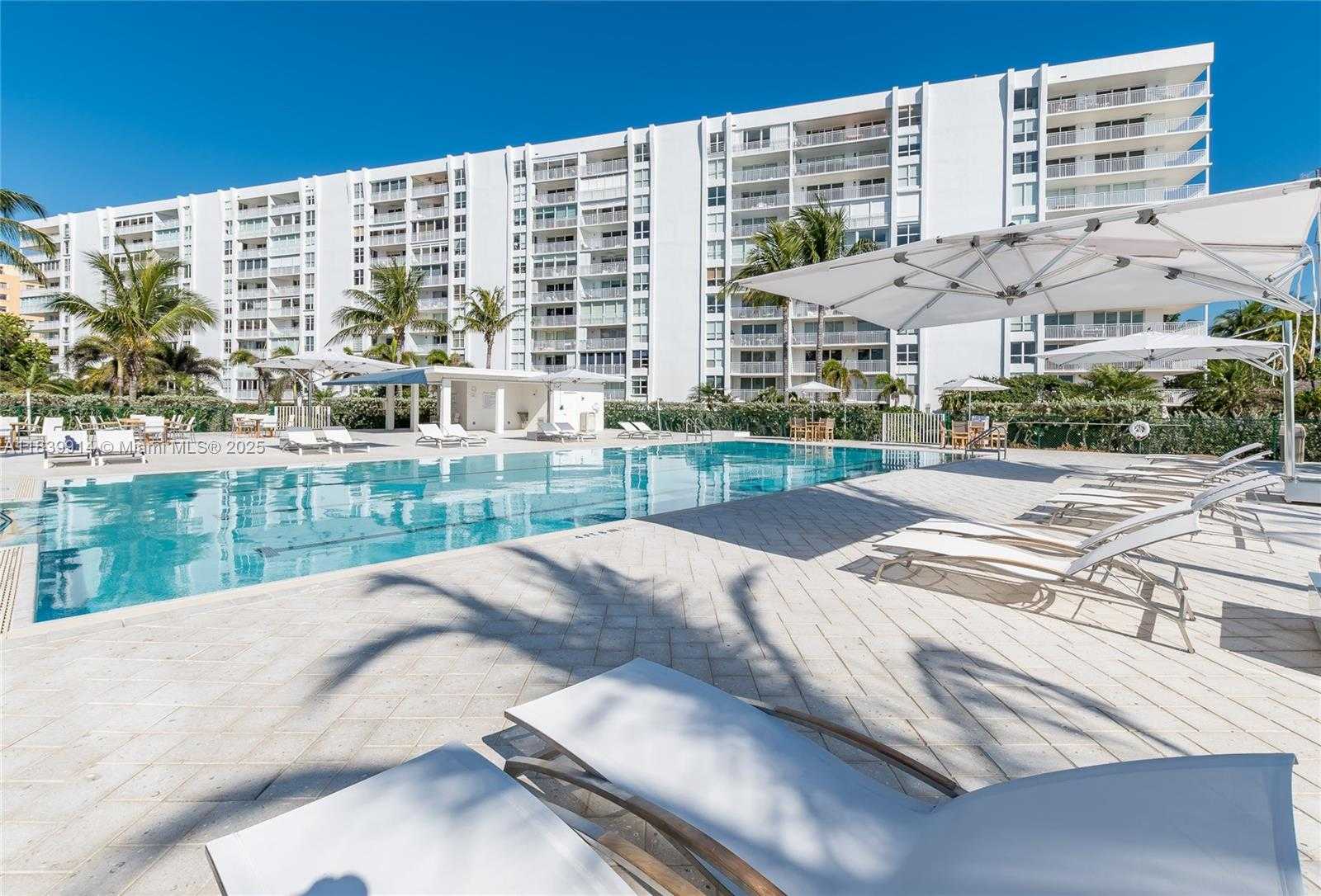 Small Image of 609 OCEAN DR #8G, Key Biscayne Number 27