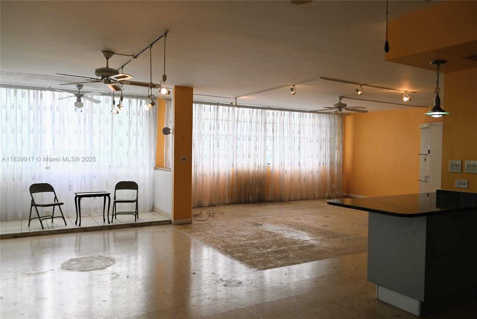 Small Image of 2100 WEST SANS SOUCI BLVD #E1, North Miami Number 10