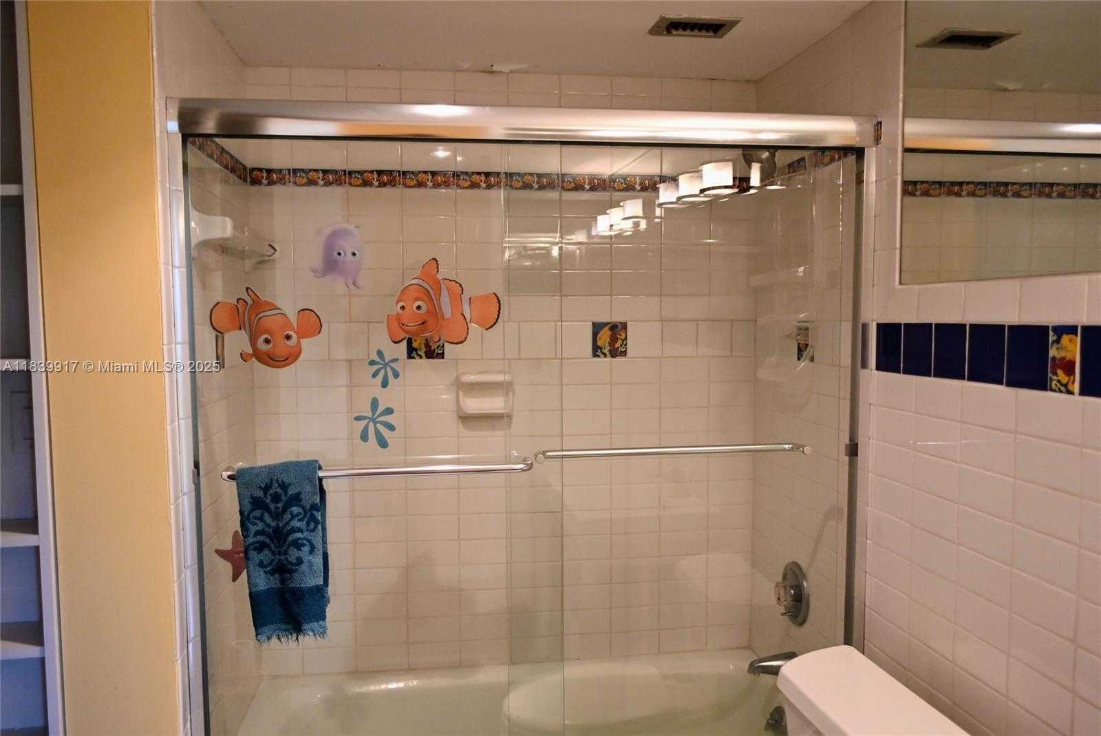 Small Image of 2100 WEST SANS SOUCI BLVD #E1, North Miami Number 16