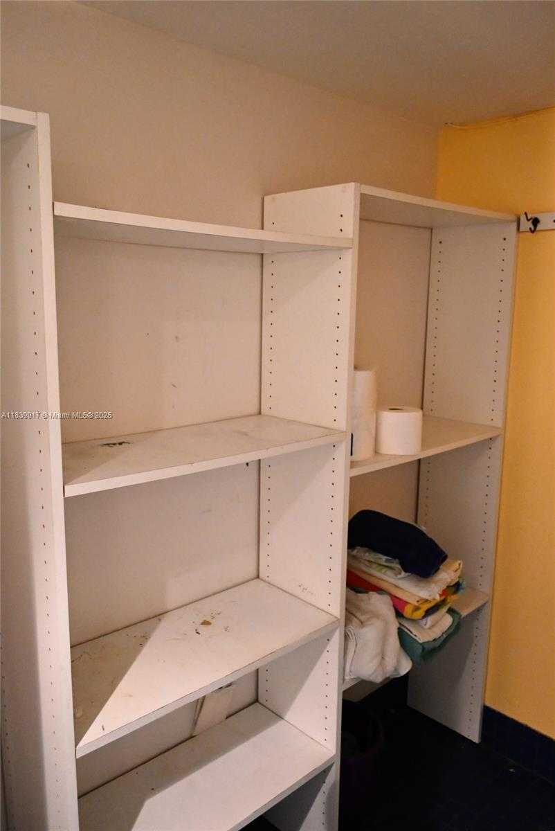 Small Image of 2100 WEST SANS SOUCI BLVD #E1, North Miami Number 19