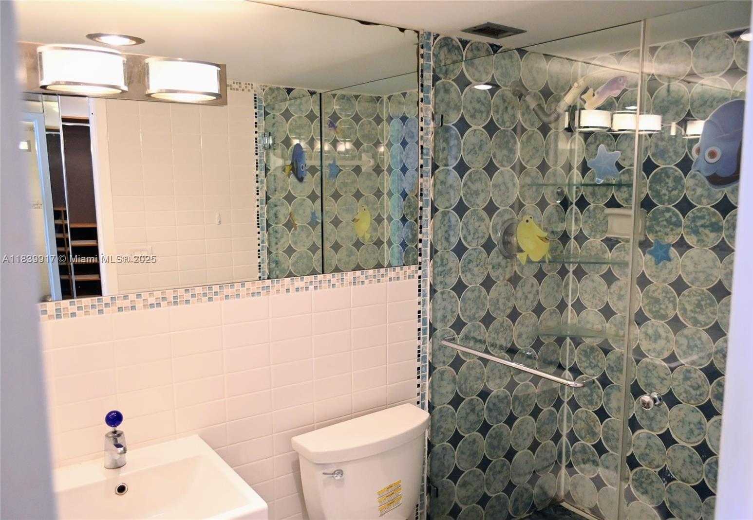 Small Image of 2100 WEST SANS SOUCI BLVD #E1, North Miami Number 23